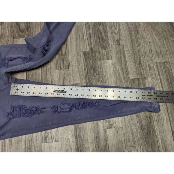 (3/$35) VIP Jeans Juniors Size 11 Distressed Skinny Purple Denim Jeans Capris - Picture 8 of 10